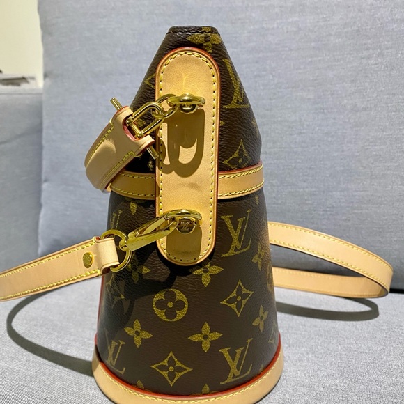 Louis Vuitton monogram duffle bag - Picture 7 of 12